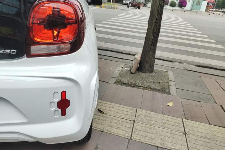 Used Roewe Clever 2022 311km QiQi BoBo Edition Right Rear Taillight