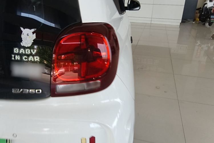 Used Roewe Clever 2022 311km QiQi BoBo Edition Right Rear Taillight