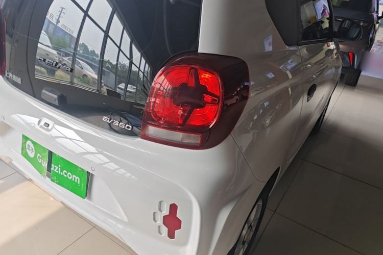 Used Roewe Clever 2022 311km QiQi BoBo Edition Right Rear Taillight