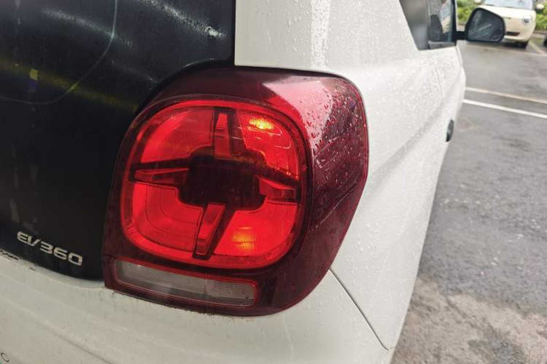 Used Roewe Clever 2022 311km QiQi BoBo Edition Right Rear Taillight