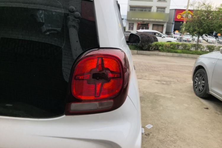 Used Roewe Clever 2022 311km QiQi BoBo Edition Right Rear Taillight