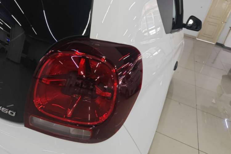 Used Roewe Clever 2022 311km QiQi BoBo Edition Right Rear Taillight