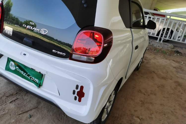 Used Roewe Clever 2022 311km QiQi BoBo Edition Right Rear Taillight