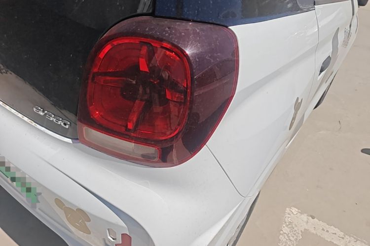 Used Roewe Clever 2022 311km QiQi BoBo Edition Right Rear Taillight