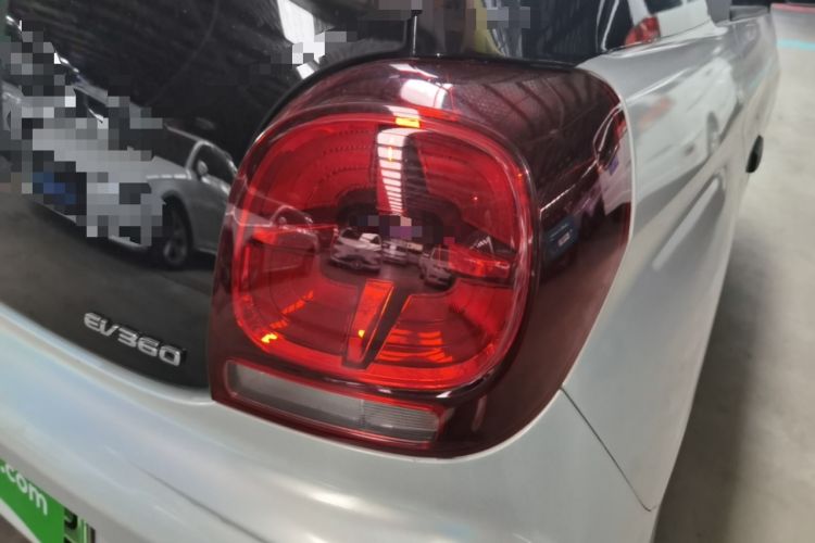 Used Roewe Clever 2022 311km QiQi BoBo Edition Right Rear Taillight