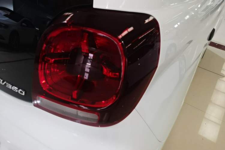 Used Roewe Clever 2022 311km QiQi BoBo Edition Right Rear Taillight