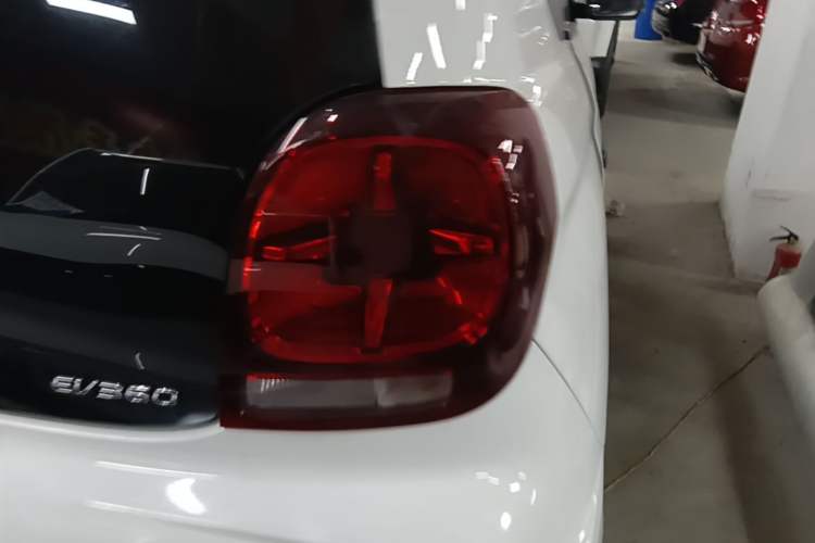 Used Roewe Clever 2022 311km QiQi BoBo Edition Right Rear Taillight