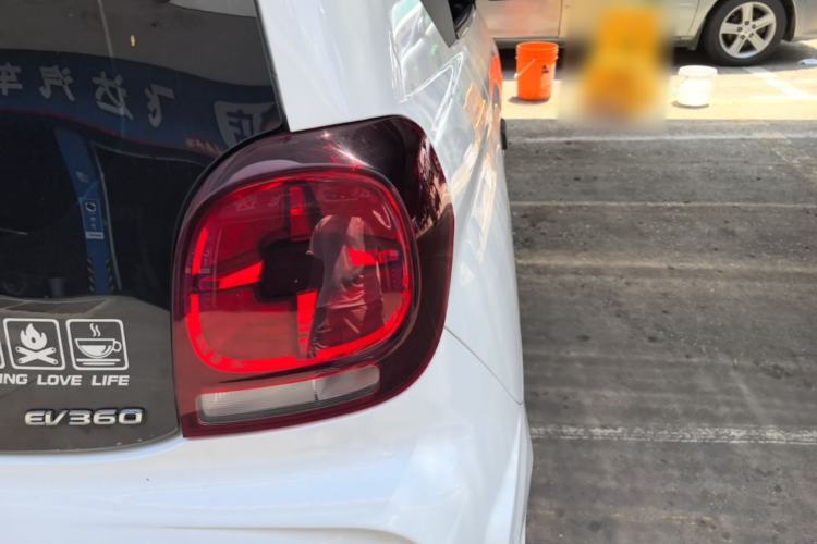 Used Roewe Clever 2022 311km QiQi BoBo Edition Right Rear Taillight