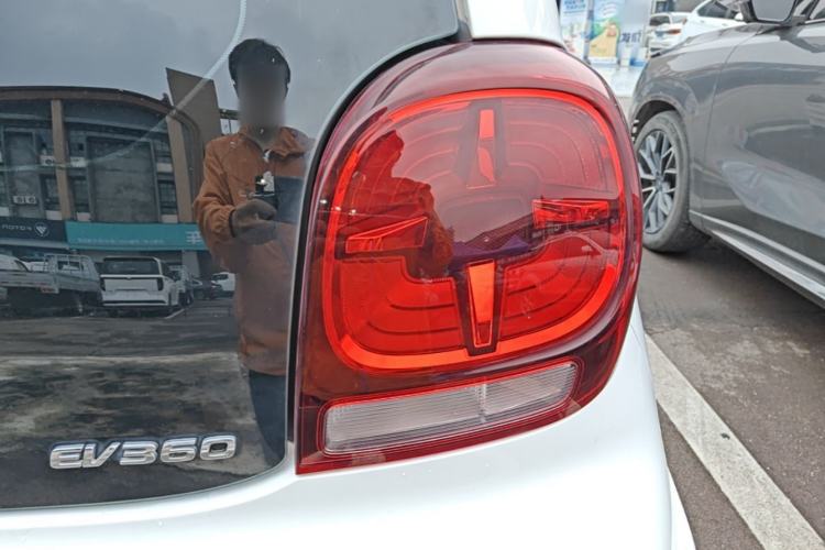 Used Roewe Clever 2022 311km QiQi BoBo Edition Right Rear Taillight
