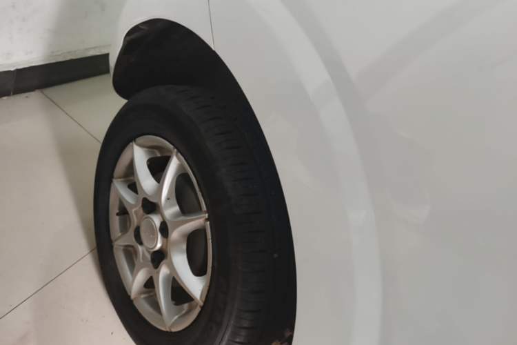 Used Roewe Clever 2022 311km QiQi BoBo Edition Right Rear Wheel Hub