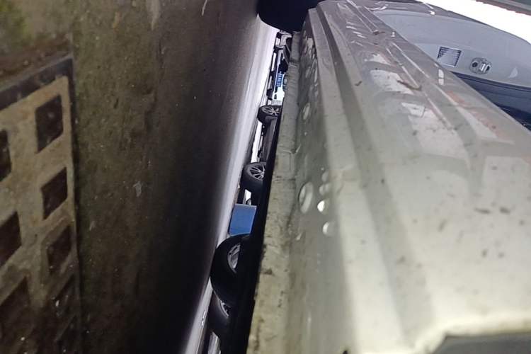 Used Roewe Clever 2022 311km QiQi BoBo Edition Right Side Sill