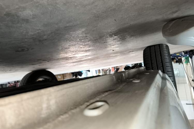 Used Roewe Clever 2022 311km QiQi BoBo Edition Right Side Sill