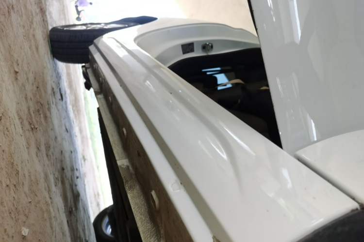 Used Roewe Clever 2022 311km QiQi BoBo Edition Right Side Sill