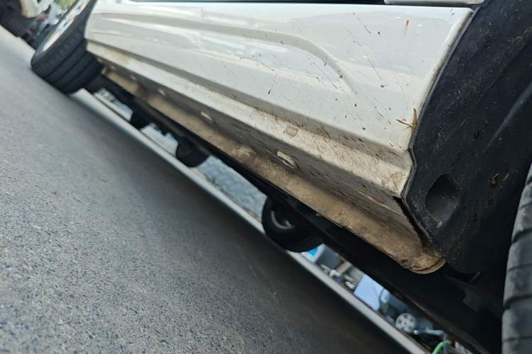 Used Roewe Clever 2022 311km QiQi BoBo Edition Right Side Sill