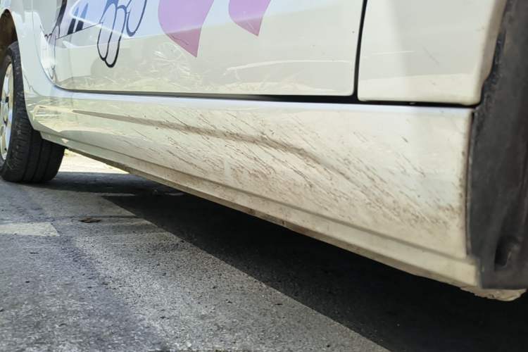 Used Roewe Clever 2022 311km QiQi BoBo Edition Right Side Sill
