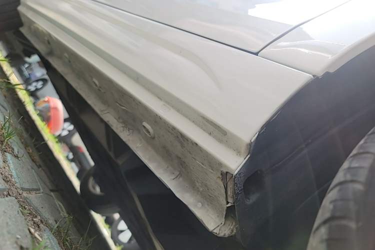 Used Roewe Clever 2022 311km QiQi BoBo Edition Right Side Sill