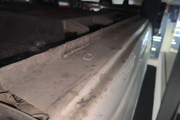 Used Roewe Clever 2022 311km QiQi BoBo Edition Right Side Sill