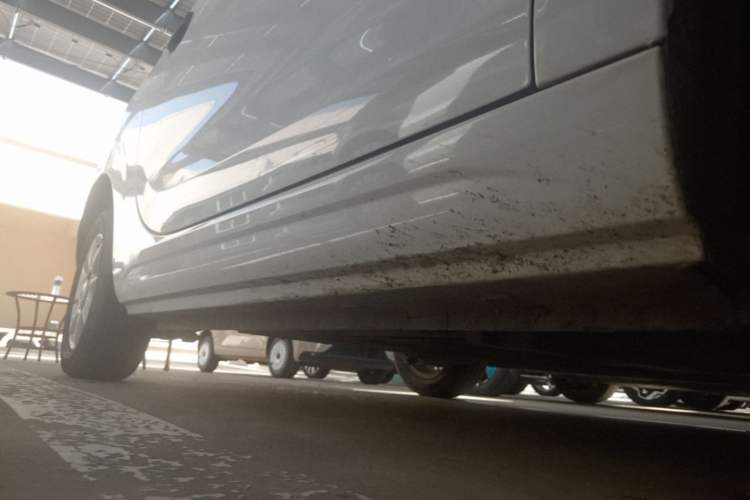Used Roewe Clever 2022 311km QiQi BoBo Edition Right Side Sill