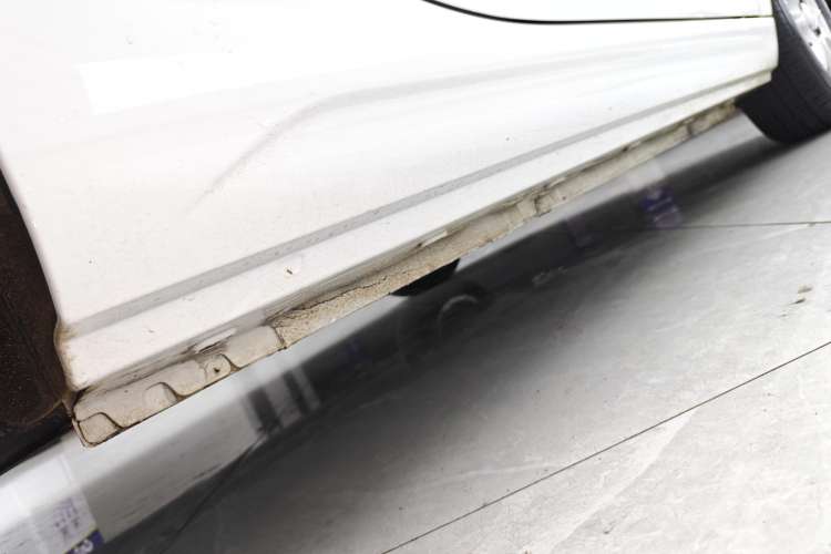 Used Roewe Clever 2022 311km QiQi BoBo Edition Right Side Sill