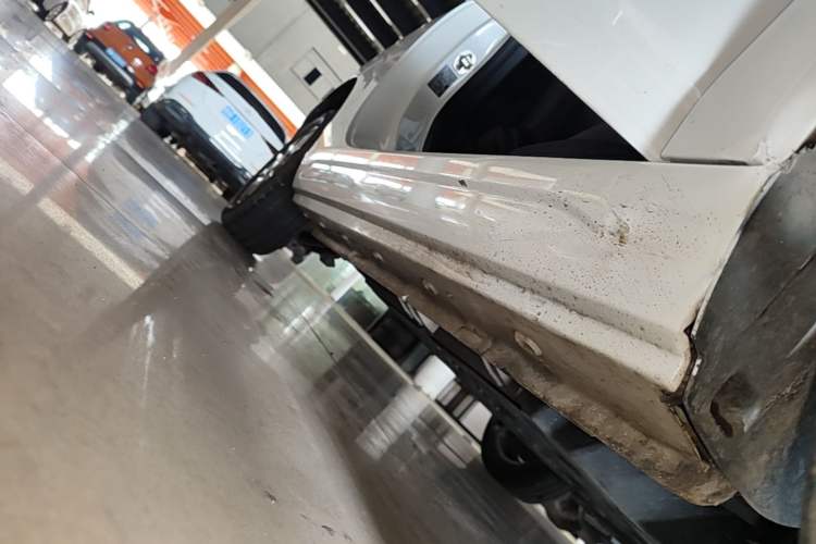 Used Roewe Clever 2022 311km QiQi BoBo Edition Right Side Sill