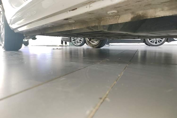 Used Roewe Clever 2022 311km QiQi BoBo Edition Right Side Sill