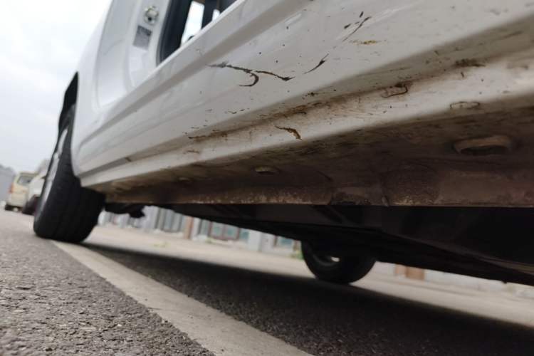 Used Roewe Clever 2022 311km QiQi BoBo Edition Right Side Sill