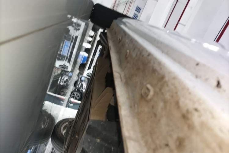 Used Roewe Clever 2022 311km QiQi BoBo Edition Right Side Sill
