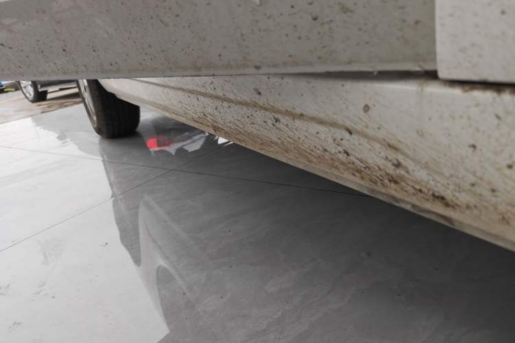 Used Roewe Clever 2022 311km QiQi BoBo Edition Right Side Sill