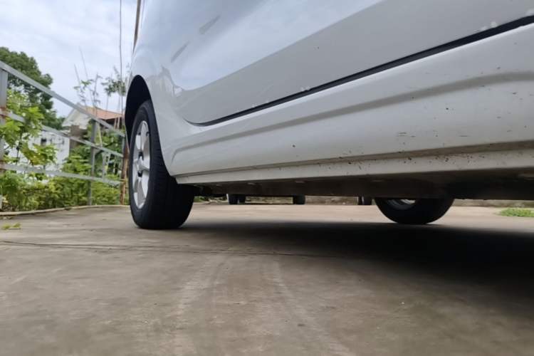 Used Roewe Clever 2022 311km QiQi BoBo Edition Right Side Sill