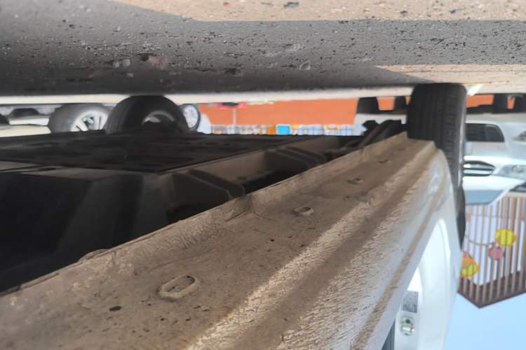 Used Roewe Clever 2022 311km QiQi BoBo Edition Right Side Sill