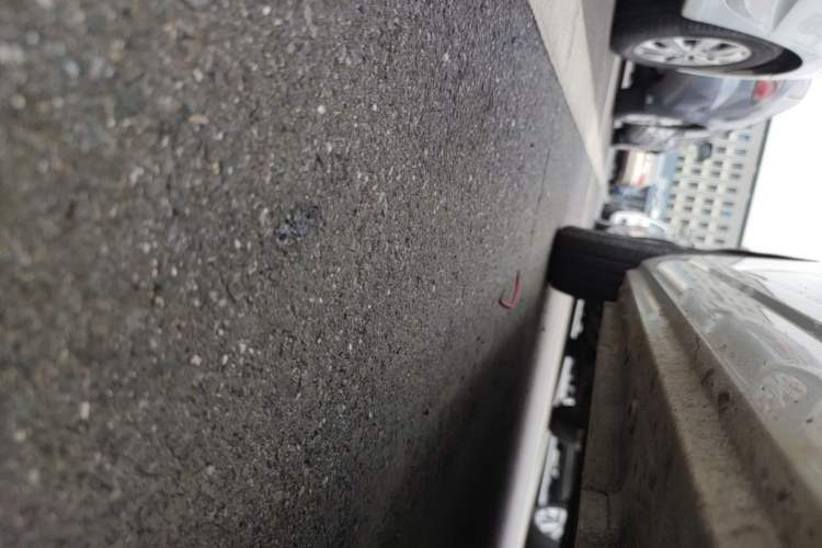 Used Roewe Clever 2022 311km QiQi BoBo Edition Right Side Sill