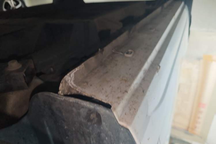 Used Roewe Clever 2022 311km QiQi BoBo Edition Right Side Sill