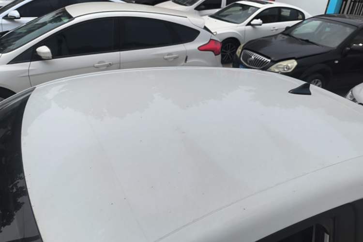 Used Roewe Clever 2022 311km QiQi BoBo Edition Roof