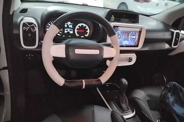 Used Roewe Clever 2022 311km QiQi BoBo Edition Steering Wheel