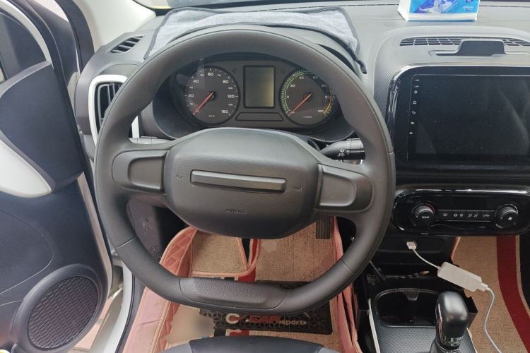 Used Roewe Clever 2022 311km QiQi BoBo Edition Steering Wheel