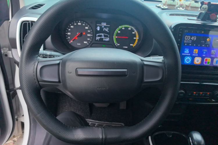 Used Roewe Clever 2022 311km QiQi BoBo Edition Steering Wheel