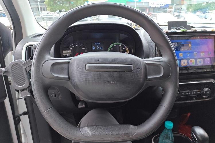 Used Roewe Clever 2022 311km QiQi BoBo Edition Steering Wheel