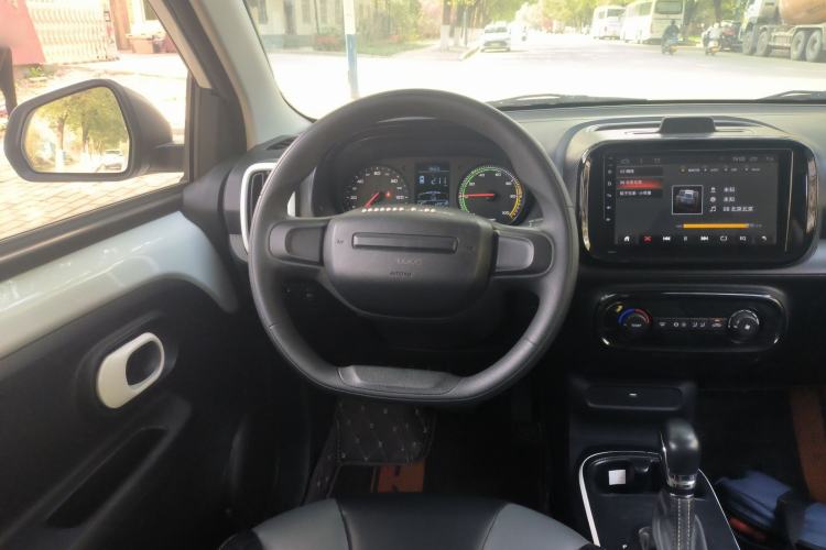 Used Roewe Clever 2022 311km QiQi BoBo Edition Steering Wheel