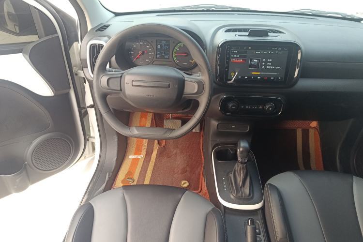 Used Roewe Clever 2022 311km QiQi BoBo Edition Steering Wheel