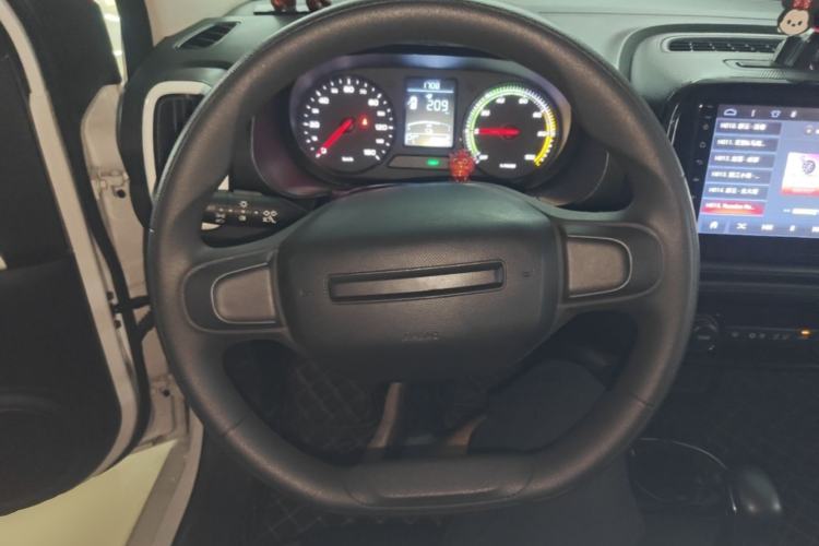 Used Roewe Clever 2022 311km QiQi BoBo Edition Steering Wheel