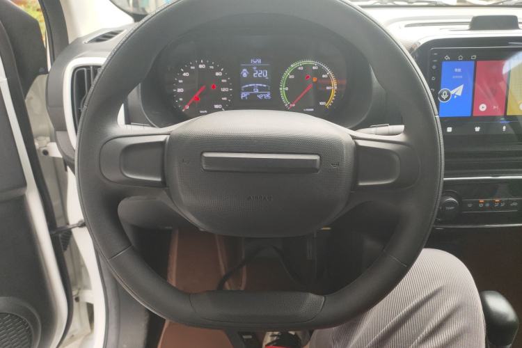 Used Roewe Clever 2022 311km QiQi BoBo Edition Steering Wheel