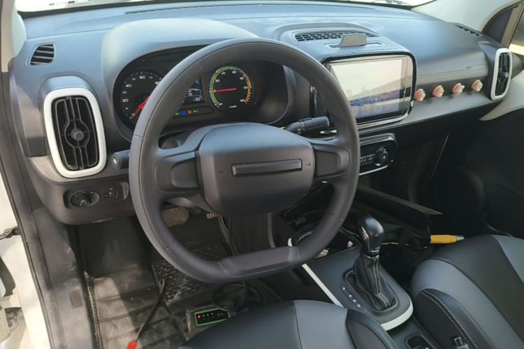 Used Roewe Clever 2022 311km QiQi BoBo Edition Steering Wheel