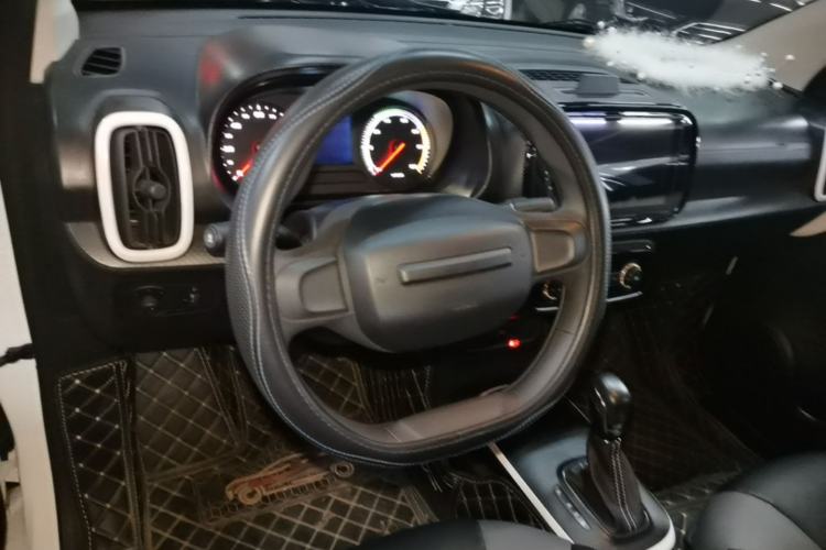 Used Roewe Clever 2022 311km QiQi BoBo Edition Steering Wheel