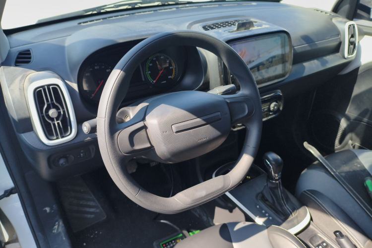 Used Roewe Clever 2022 311km QiQi BoBo Edition Steering Wheel