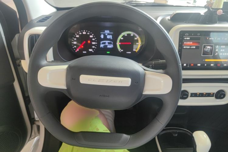 Used Roewe Clever 2022 311km QiQi BoBo Edition Steering Wheel