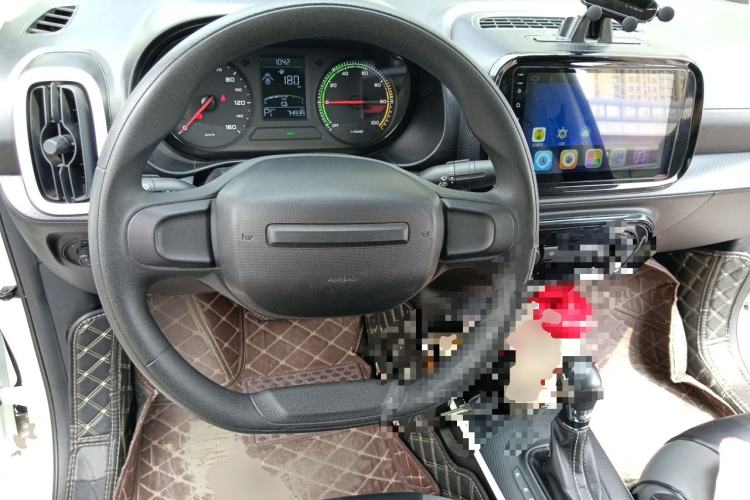 Used Roewe Clever 2022 311km QiQi BoBo Edition Steering Wheel