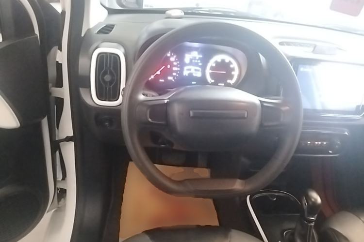 Used Roewe Clever 2022 311km QiQi BoBo Edition Steering Wheel