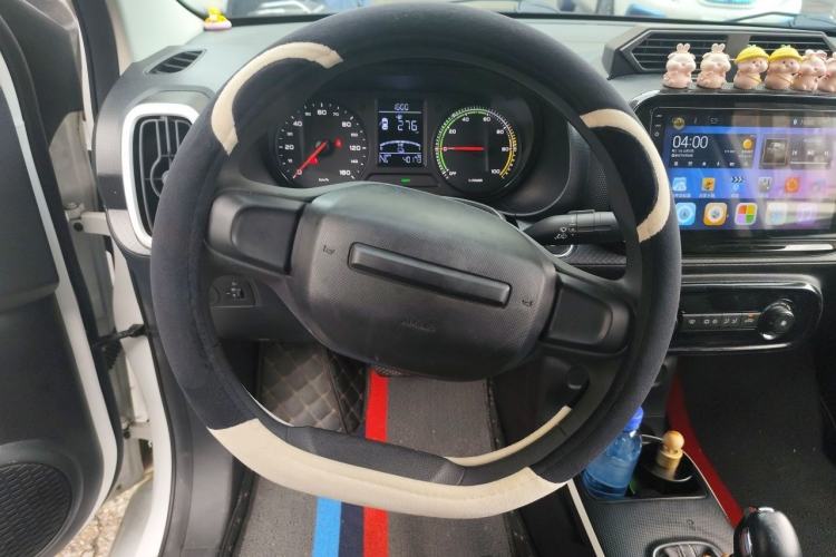 Used Roewe Clever 2022 311km QiQi BoBo Edition Steering Wheel
