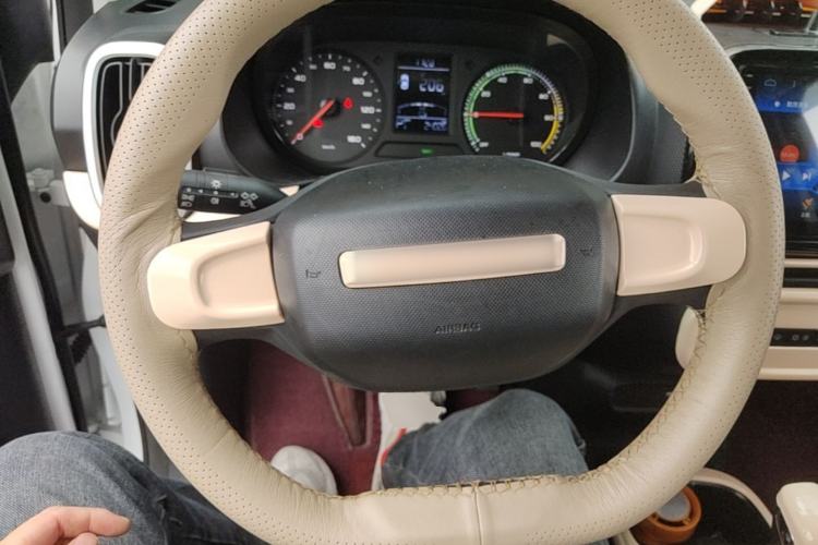 Used Roewe Clever 2022 311km QiQi BoBo Edition Steering Wheel
