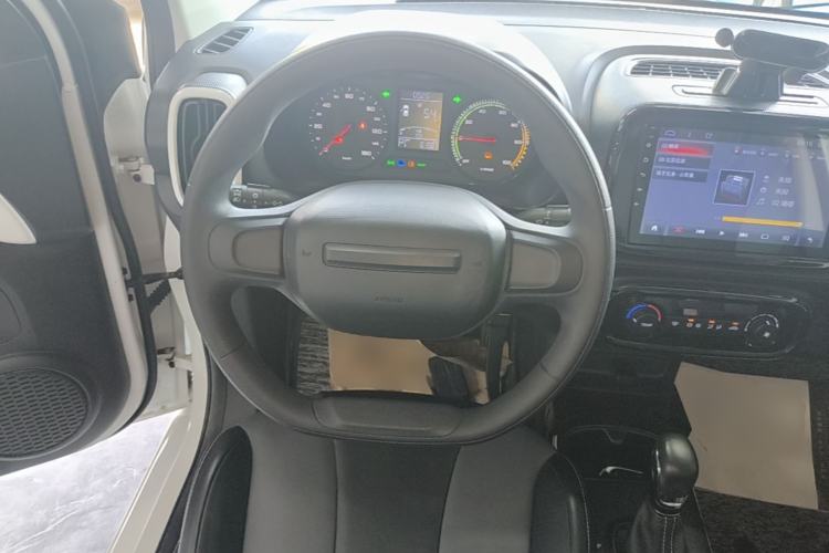 Used Roewe Clever 2022 311km QiQi BoBo Edition Steering Wheel
